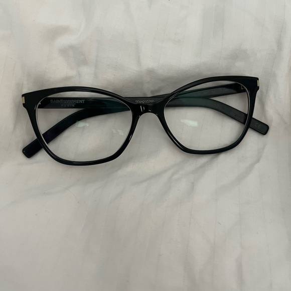 Prada eyeglasses - Picture 5 of 13